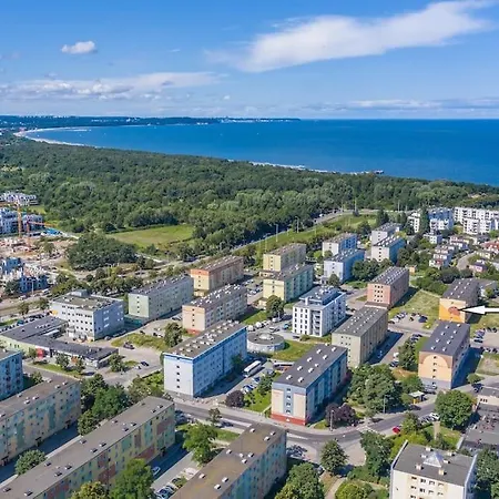 Hello Brzezno Dworska Dark