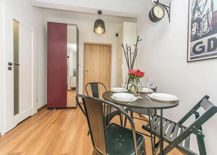 Hello Brzezno Dworska Dark דירה גדנסק